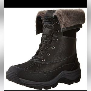 Clarks "Arctic Venture Cold Weather Boots, Size 8